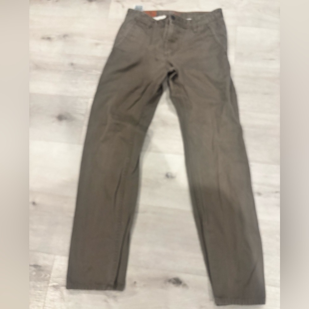 Dockers Men's Khaki Chinos